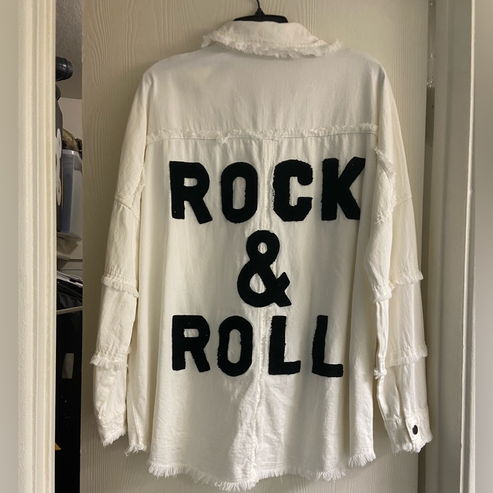 SOLD♥️ - Picture 4 of 6